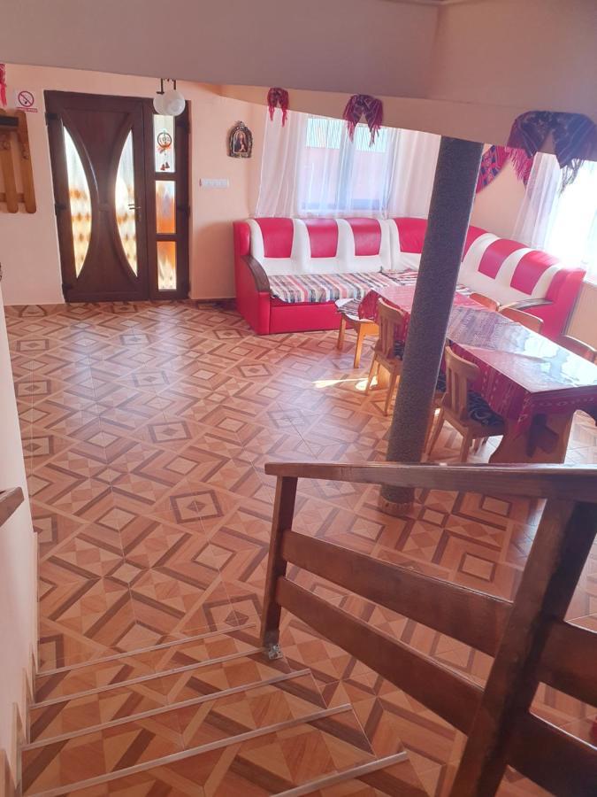 Cabana Georgiana Maria Ghetari ภายนอก รูปภาพ
